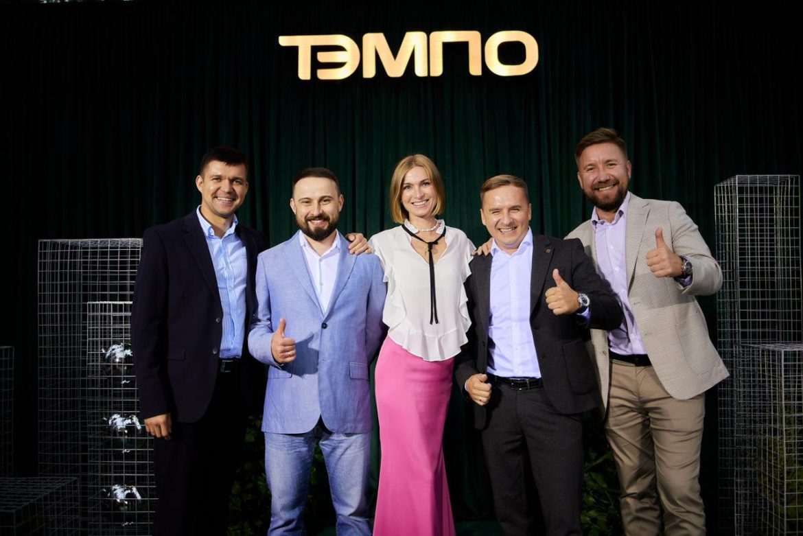 Компании «Лидер-М» И «Тэмпо» От Всей Души Поздравили Друг Друга С Днем Металлурга!